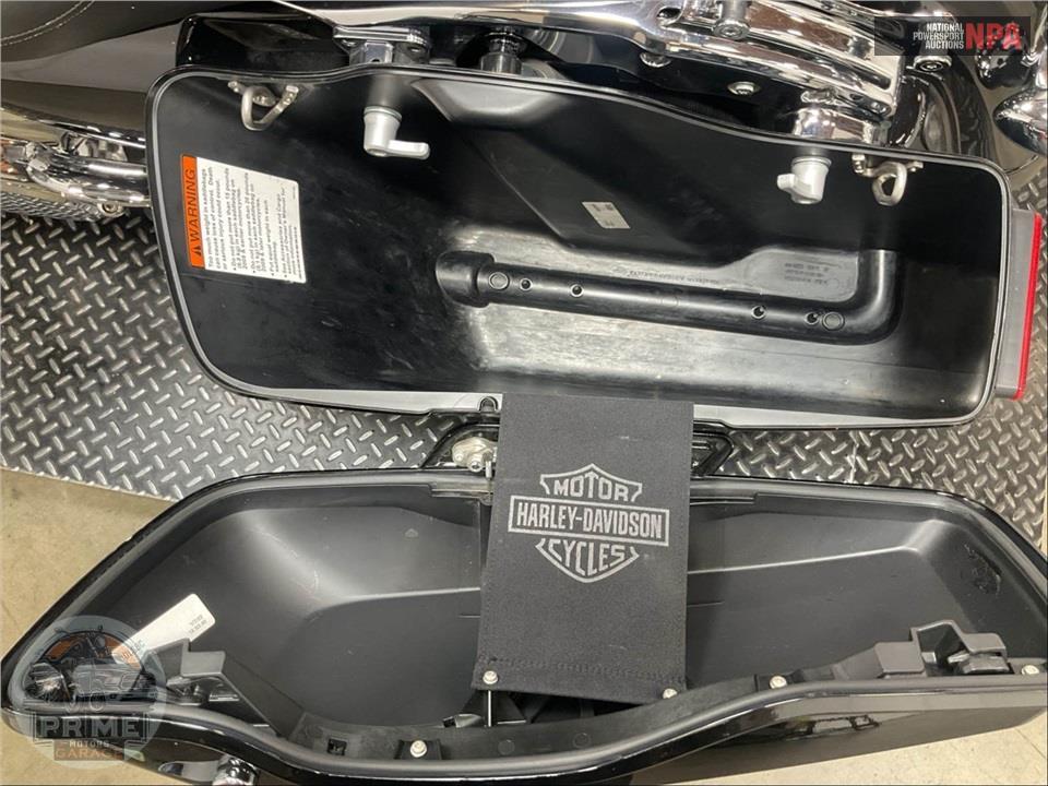 2021 Harley-Davidson FLHX STREET GLIDE — фото 22