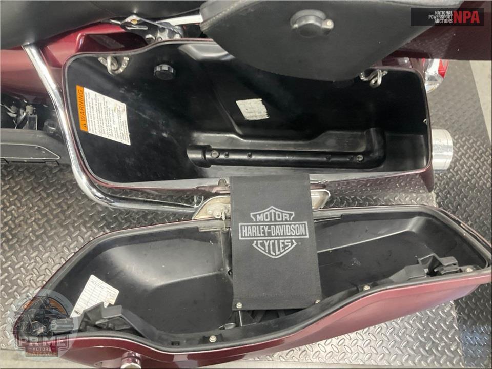 2014 Harley-Davidson FLHTK ELECTRA GLIDE ULTRA LIMITED — фото 23