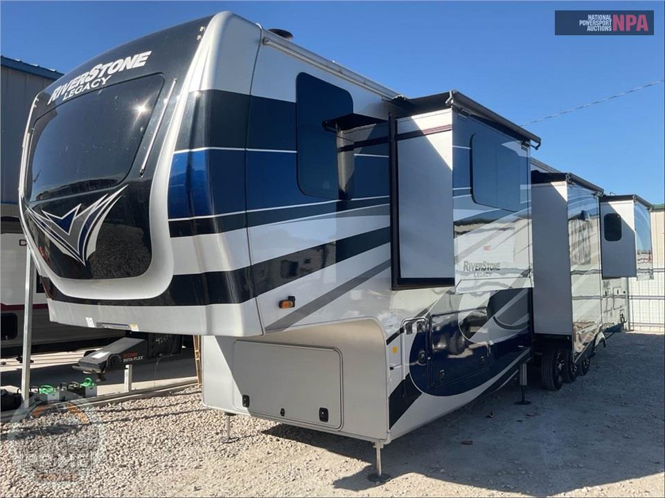 2024 Riverstone M-425FO - FIFTH WHEEL SERIES — фото 2