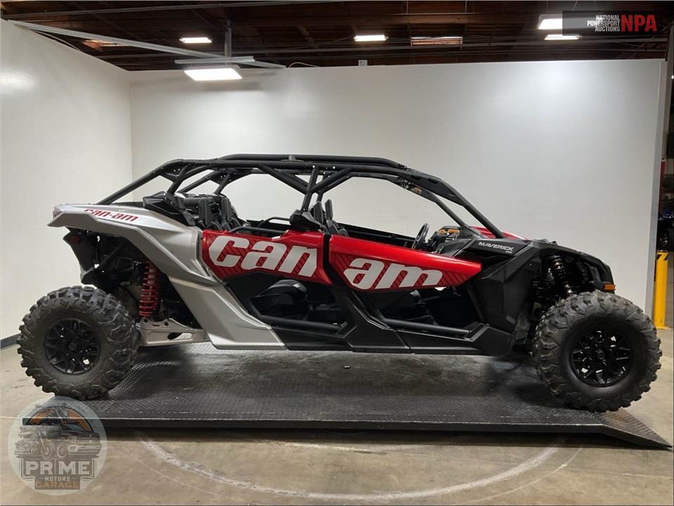 2025 Can-Am MAVERICK X3 MAX DS TURBO (RED & SILVER) — фото 1
