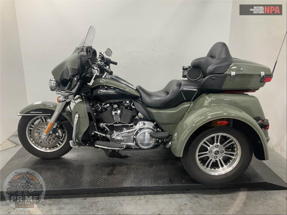 2021 Harley-Davidson FLHTCUTG TRI GLIDE ULTRA CLASSIC — фото 3