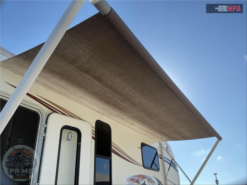 2012 Keystone Rv M-358 RLT - MONTANA MOUNTAINEER FIFTH WHEEL SERIES — фото 39