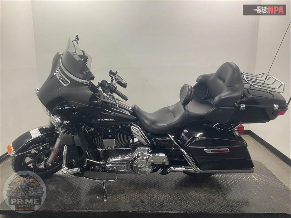 2015 Harley-Davidson FLHTK ELECTRA GLIDE ULTRA LIMITED — фото 3
