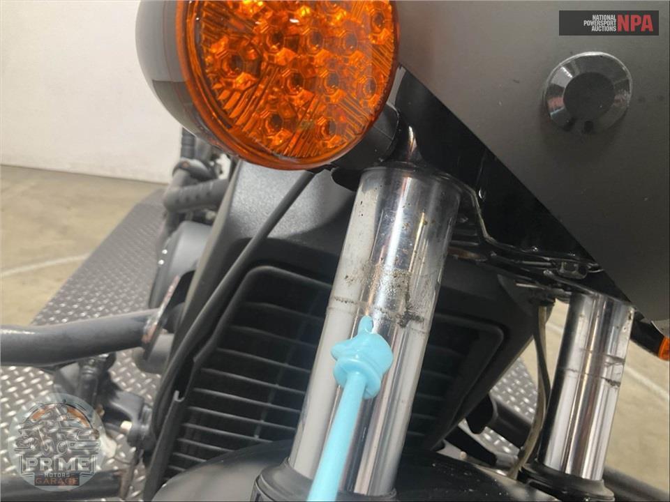 2021 Indian Motorcycle SCOUT BOBBER (ABS, BLACK SMOKE) — фото 18