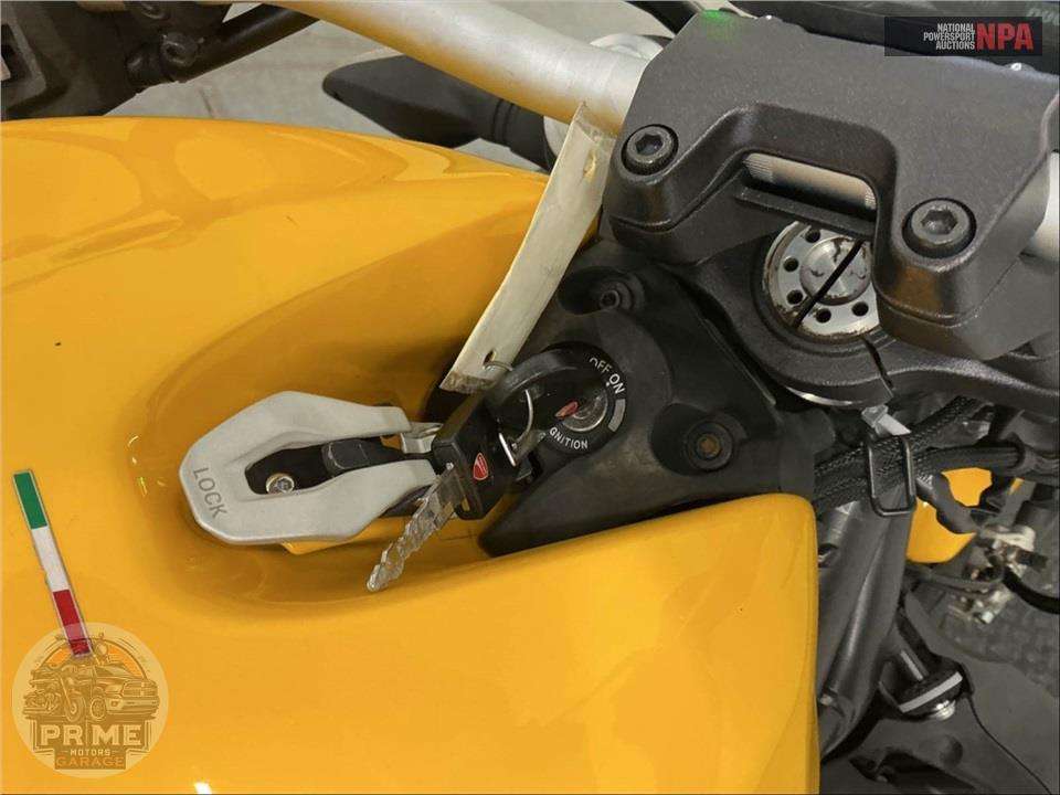 2018 Ducati MONSTER 821 (YELLOW) — фото 23