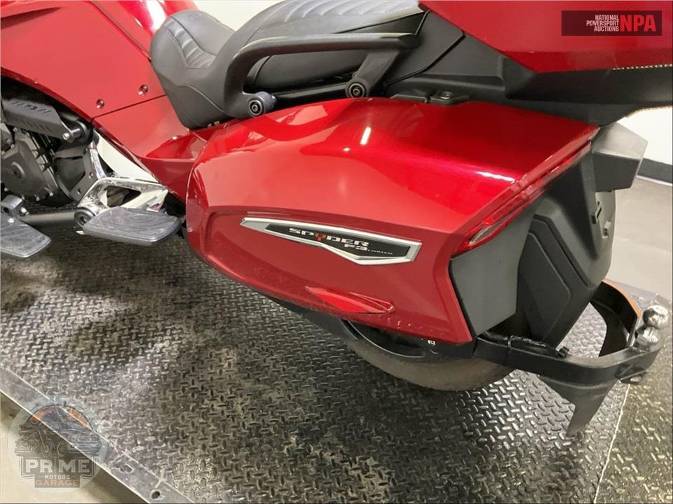 2018 Can-Am SPYDER F3 LIMITED SE6 — фото 19