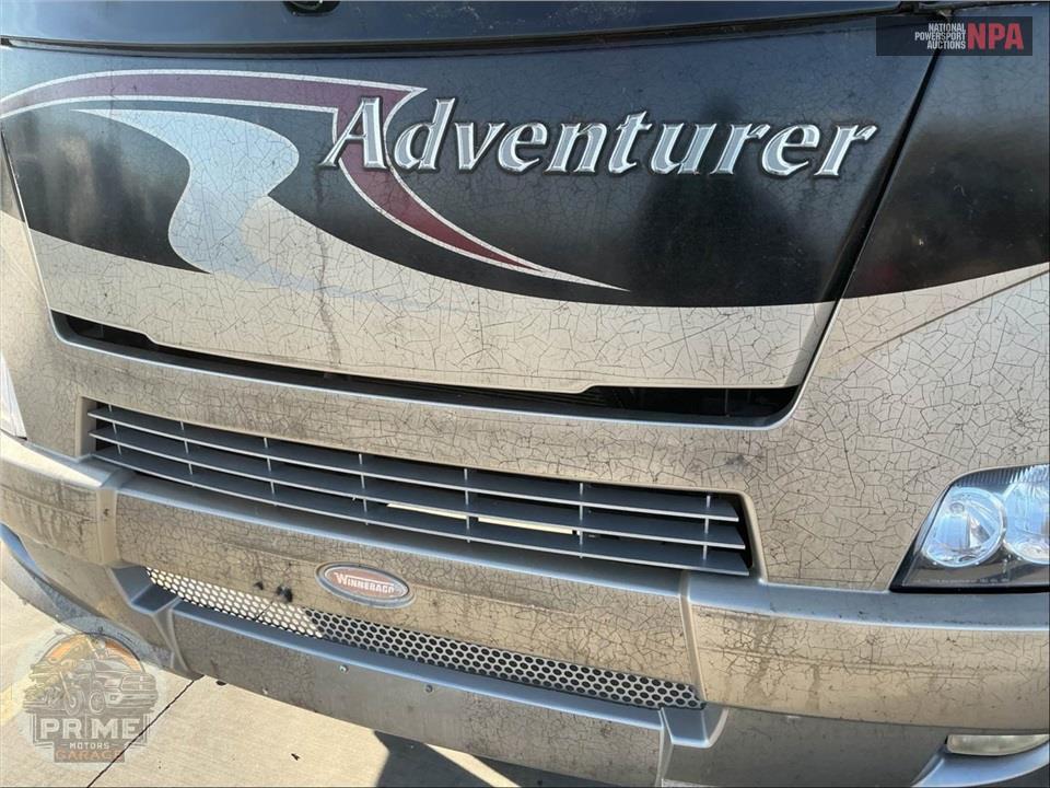 2011 Winnebago M-35P-FORD - ADVENTURER SERIES — фото 37