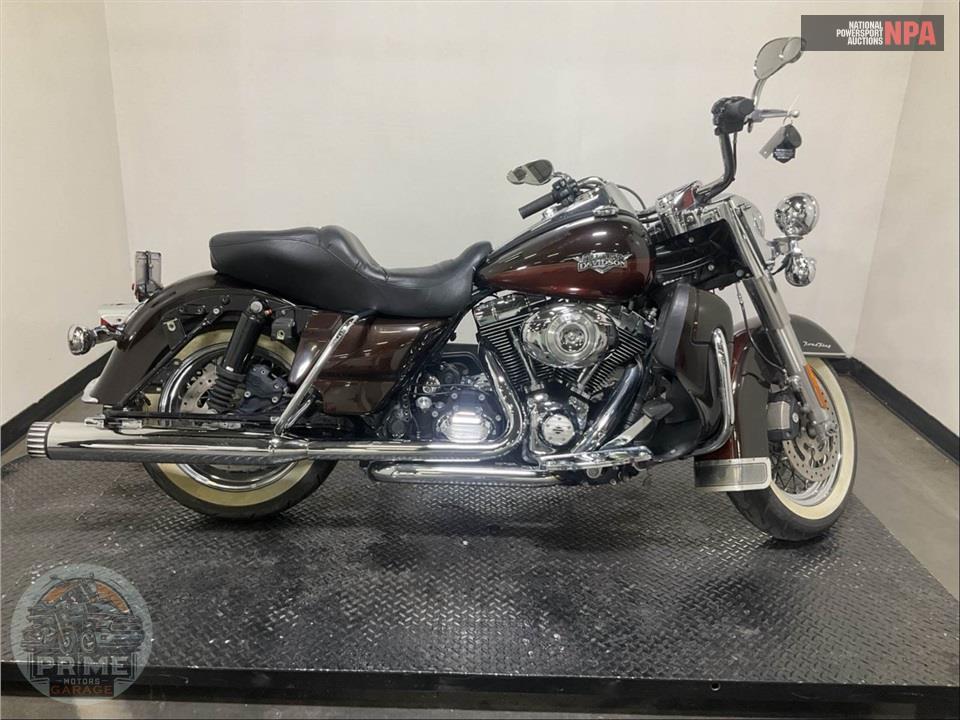 2011 Harley-Davidson FLHRC ROAD KING CLSC — фото 1