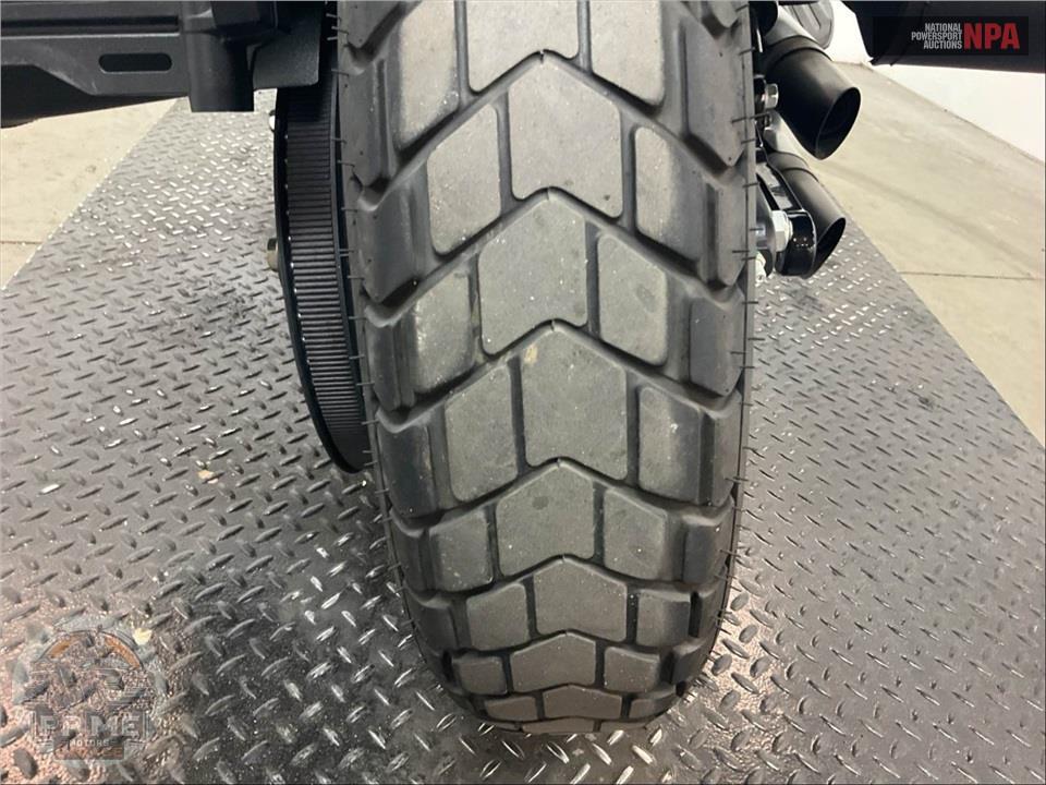 2023 Indian Motorcycle SCOUT BOBBER (ABS, SMOKE COLOR) — фото 15