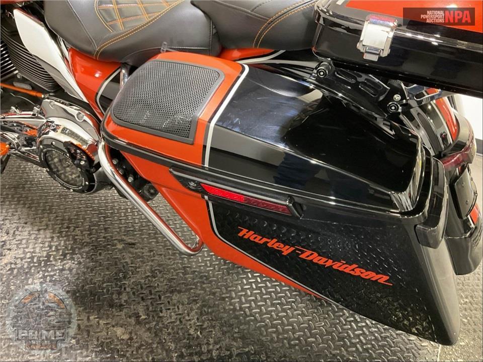 2023 Harley-Davidson FLTRXS ROAD GLIDE SPECIAL — фото 16