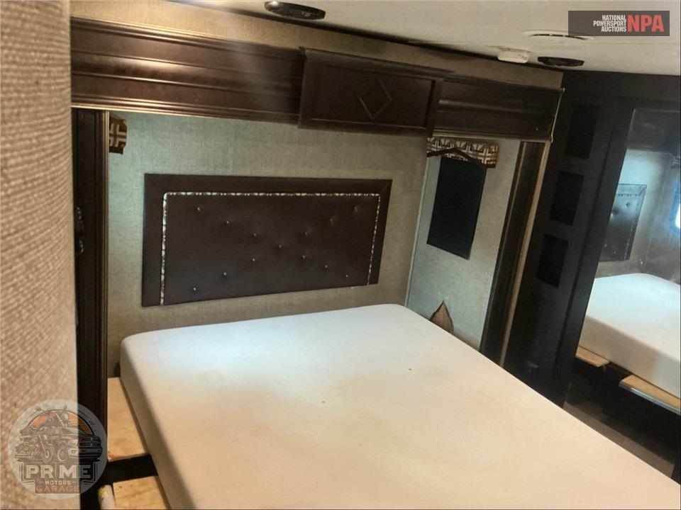 2017 Keystone Rv M-425 TS - RAPTOR TOY HAULER TOY HAULER SERIES — фото 13