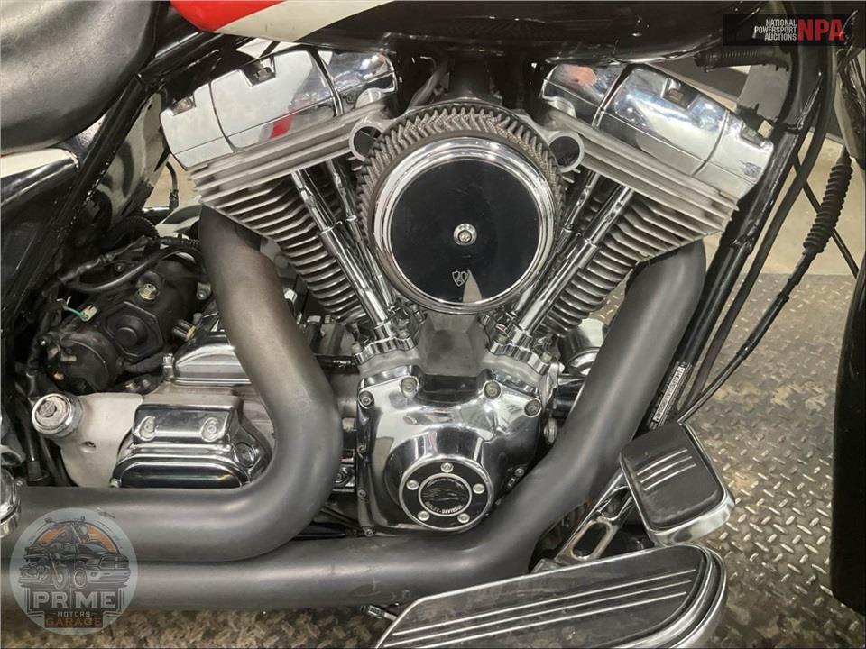 2001 Harley-Davidson FLTRSEI2 SCREAMIN EAGLE — фото 6