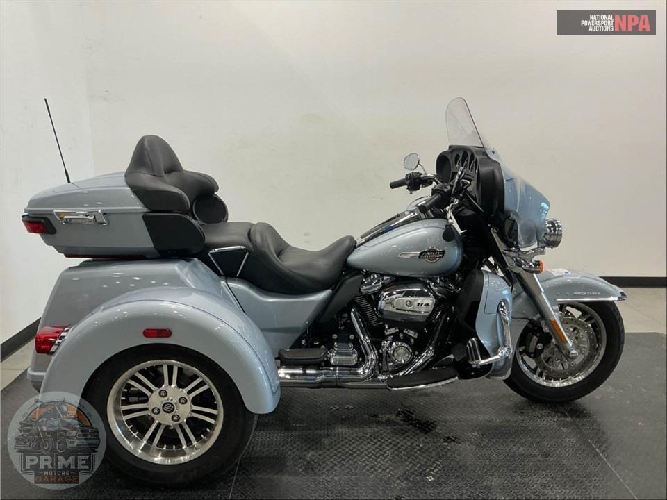 2023 Harley-Davidson FLHTCUTG TRI GLIDE ULTRA CLASSIC — фото 1