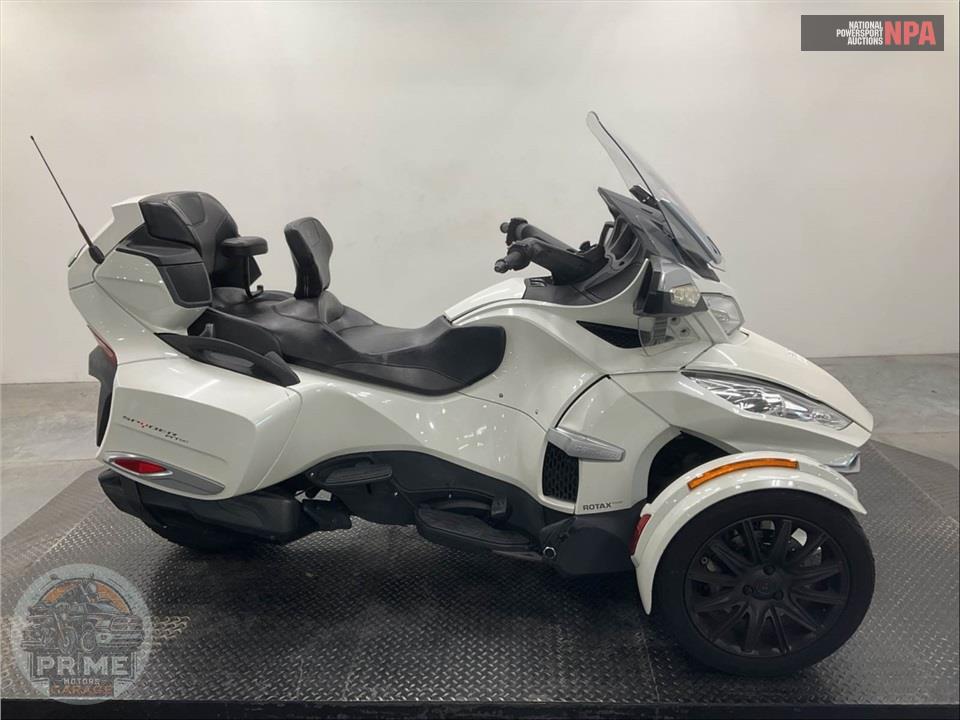 2016 Can-Am SPYDER RT-S SE6 — фото 1