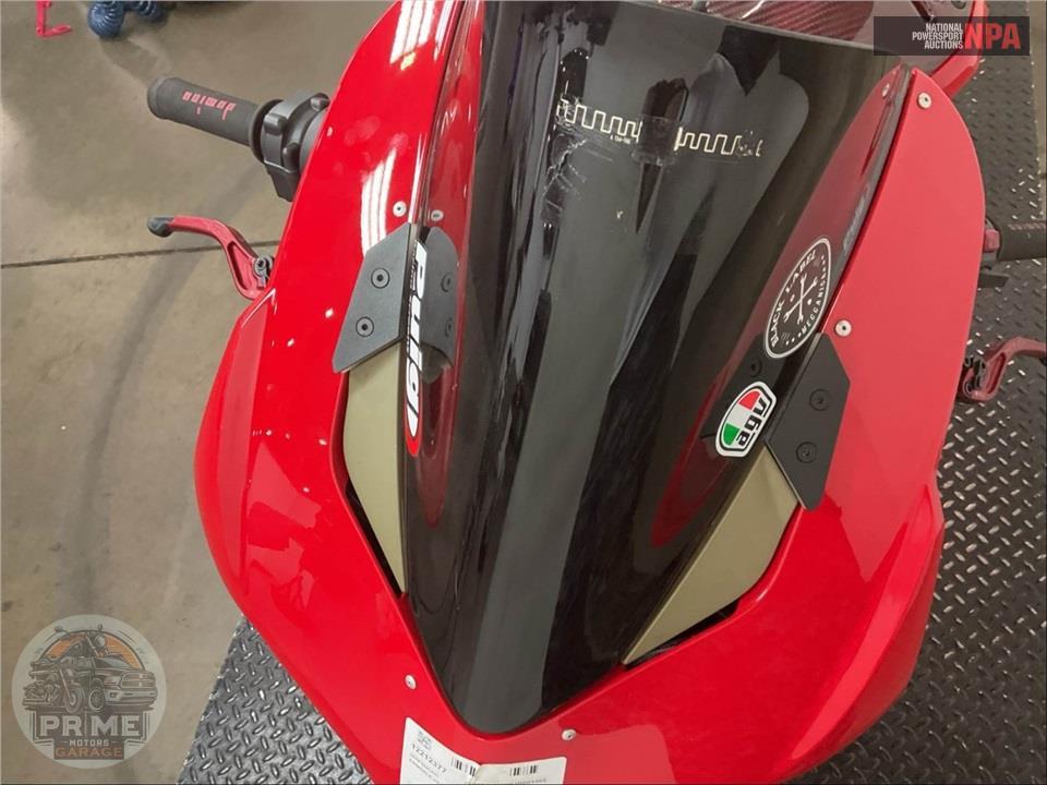 2018 Ducati PANIGALE V4 — фото 19