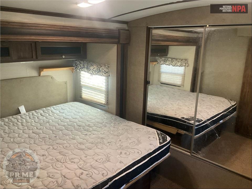 2017 Keystone Rv M-30 RLI COUGAR X-LITE SERIES — фото 13