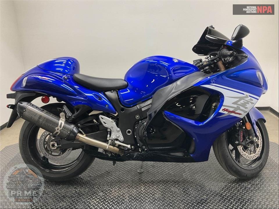 2017 Suzuki GSX1300RAL7 HAYABUSA — фото 1