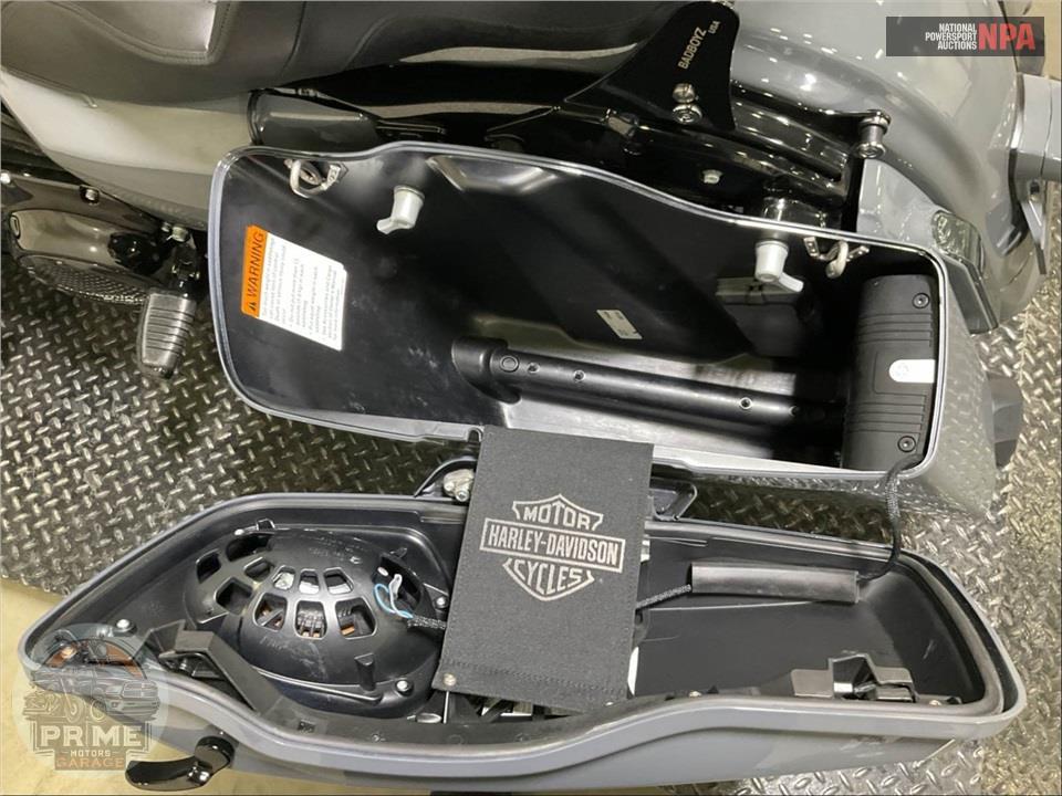 2022 Harley-Davidson FLTRXS ROAD GLIDE SPECIAL — фото 17