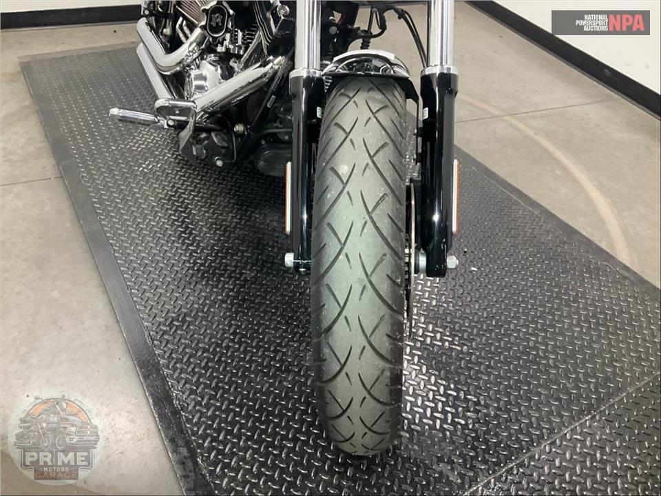 2017 Harley-Davidson FXSB BREAKOUT — фото 21