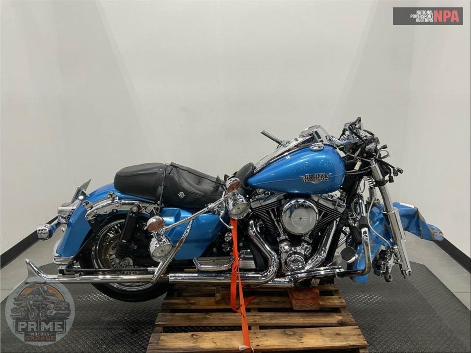 2011 Harley-Davidson FLHRC ROAD KING CLSC — фото 1