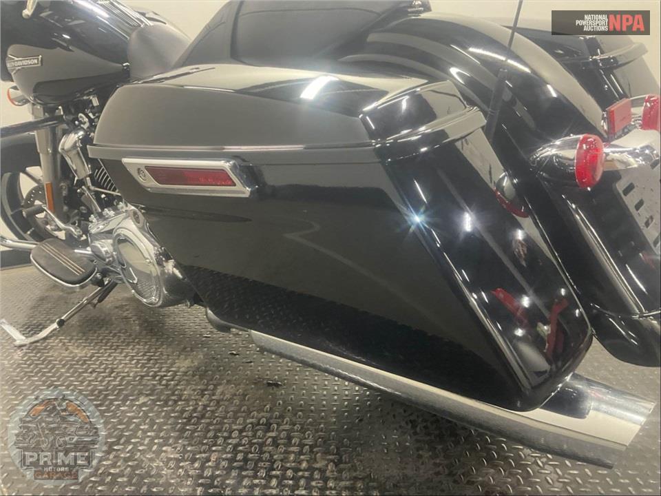 2023 Harley-Davidson FLHX STREET GLIDE — фото 16