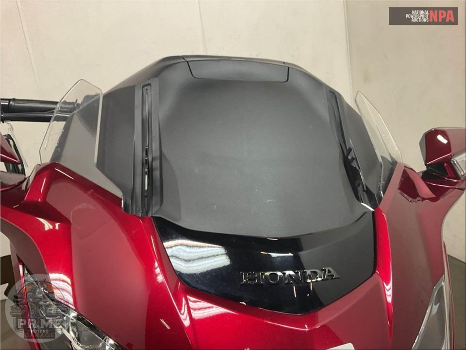 2018 Honda GL1800B GOLDWING — фото 23