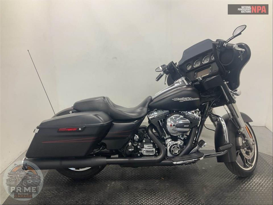 2016 Harley-Davidson FLHXS STREET GLIDE SPECIAL — фото 1