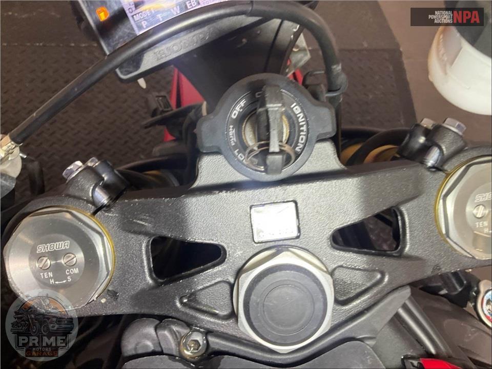 2023 Honda CBR1000RA (ABS) — фото 25
