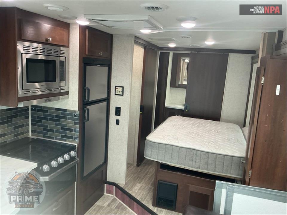 2019 Sunseeker By Forest River M-2420MS FORD E450 6.8 LITER — фото 8