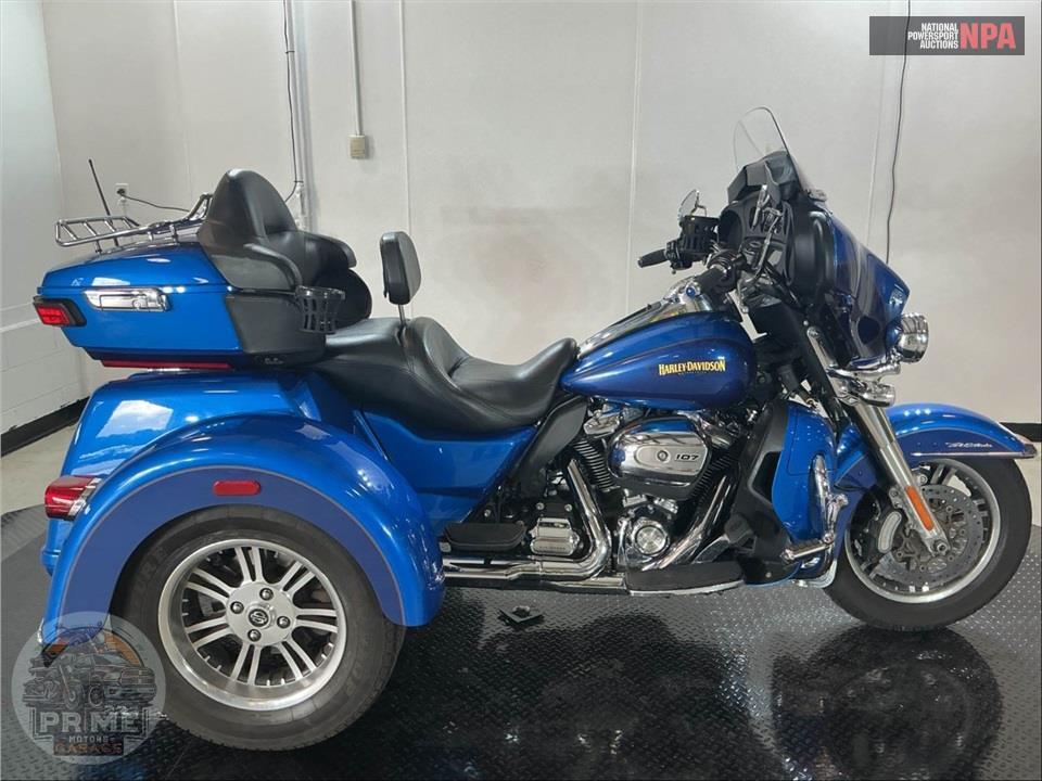 2017 HARLEY-DAVIDSON FLHTCUTG TRIGLIDE ULTRA CLASSIC