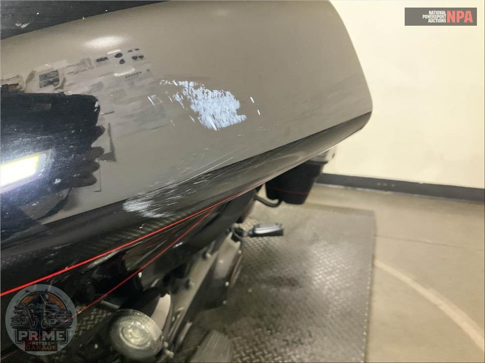 2021 Harley-Davidson FLTRXSE CVO ROAD GLIDE — фото 28