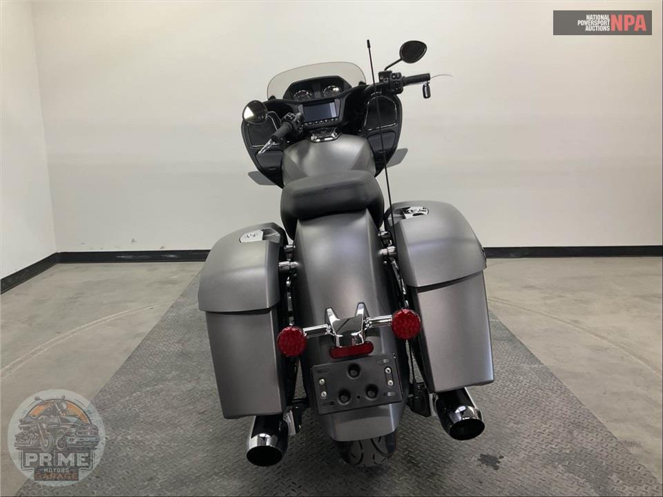 2023 Indian Motorcycle CHALLENGER (SMOKE) — фото 4