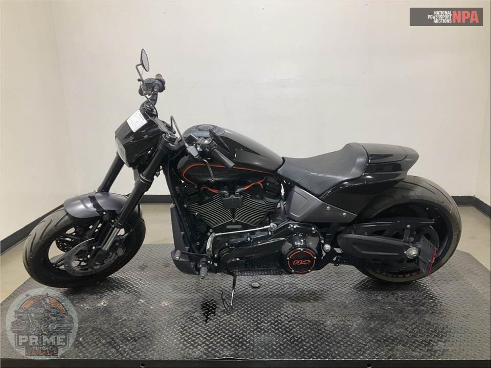 2019 Harley-Davidson FXDRS FXDR 114 — фото 3