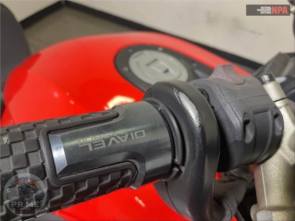 2015 Ducati DIAVEL CARBON RED — фото 37