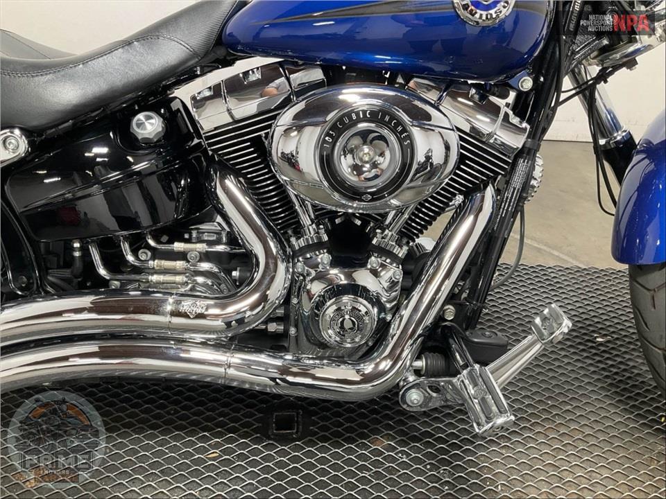 2015 Harley-Davidson FXSB BREAKOUT — фото 6