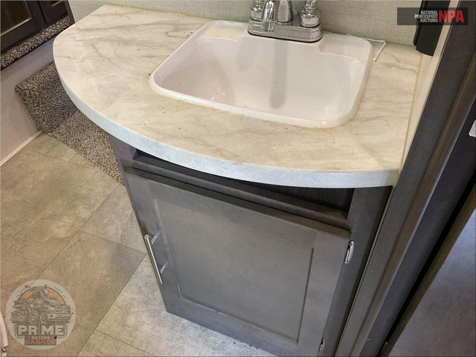 2019 Crossroads Rv M-29 SI - CRUISER AIRE FIFTH WHEEL SERIES — фото 15