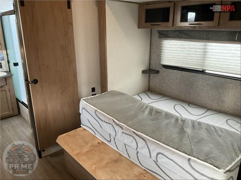 2023 Sabre By Forest River M-37FLH - FIFTH WHEEL SERIES — фото 11