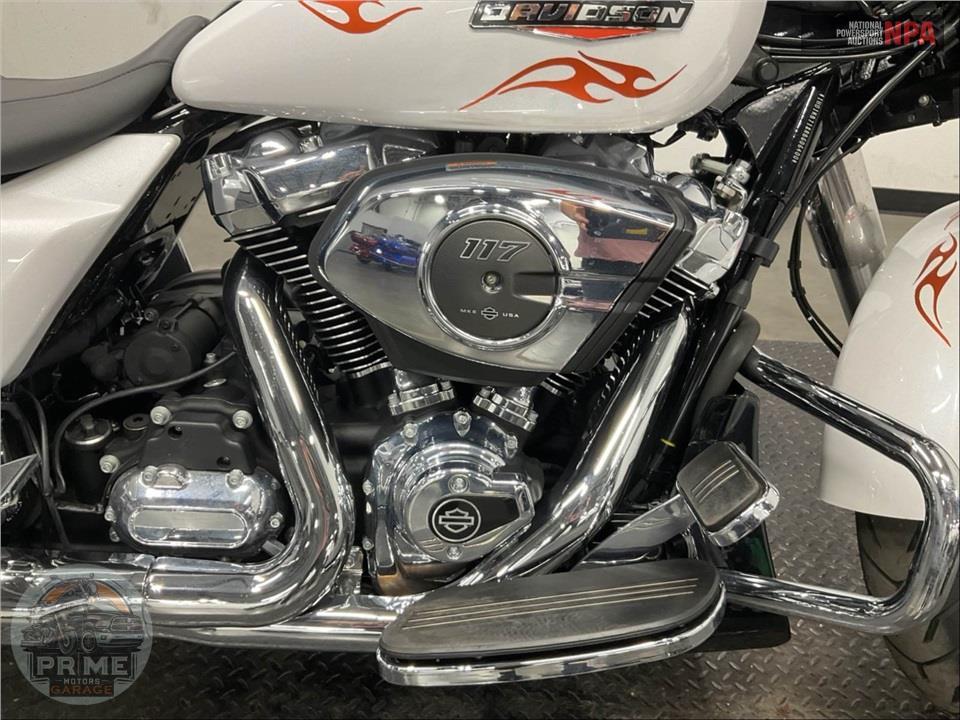 2024 Harley-Davidson FLHX STREET GLIDE — фото 6