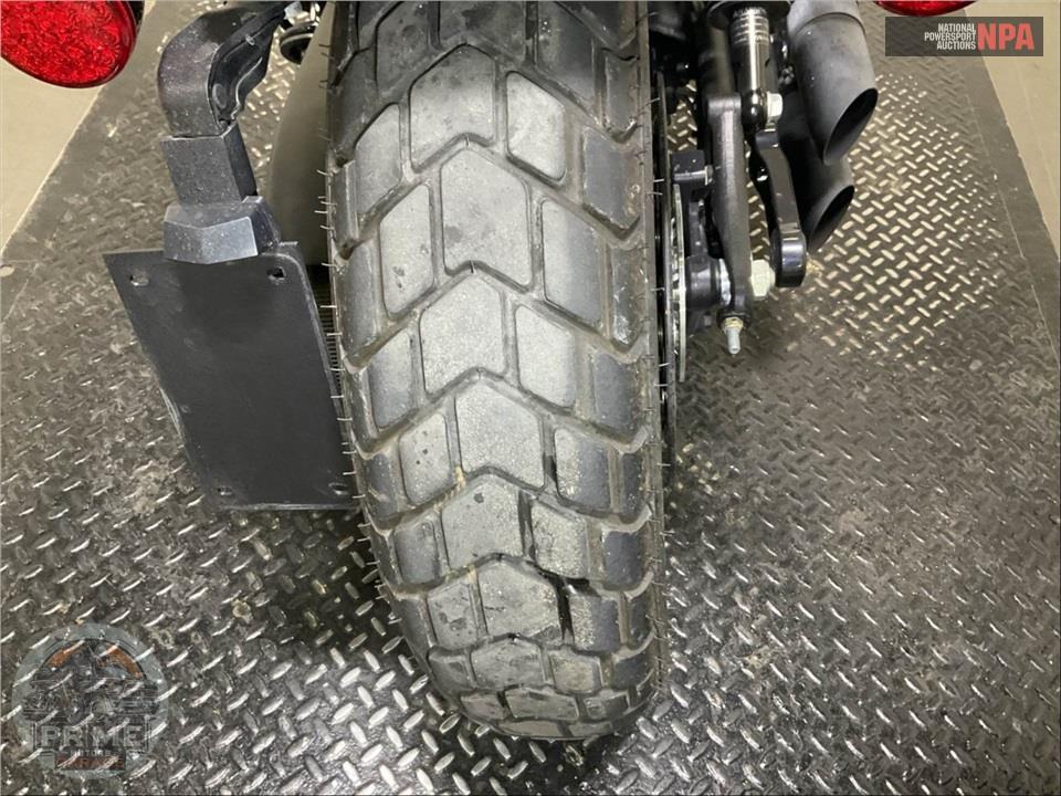 2024 Indian Motorcycle SCOUT BOBBER (ABS, BLACK METALLIC) — фото 16