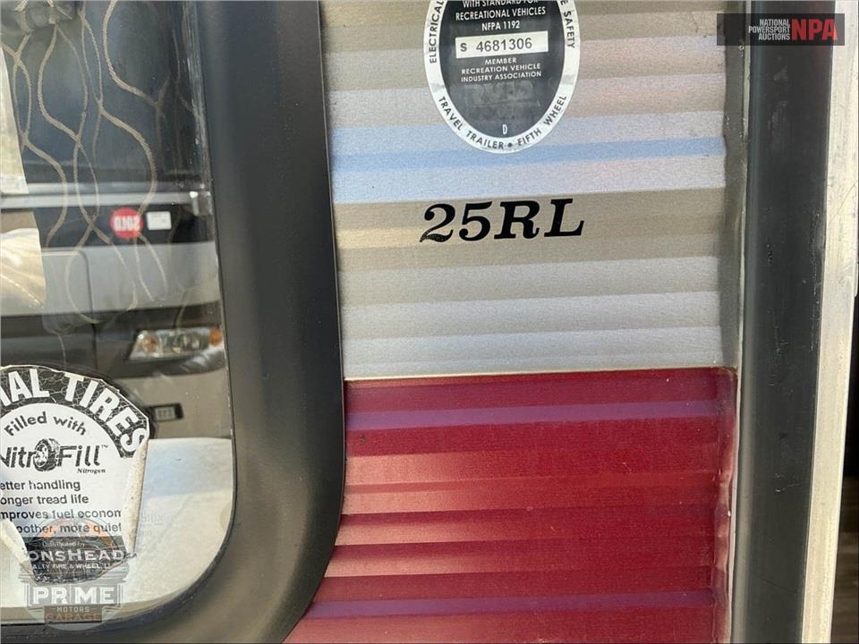 2018 Cherokee By Forest River M-25RL - GREY WOLF SERIES — фото 5