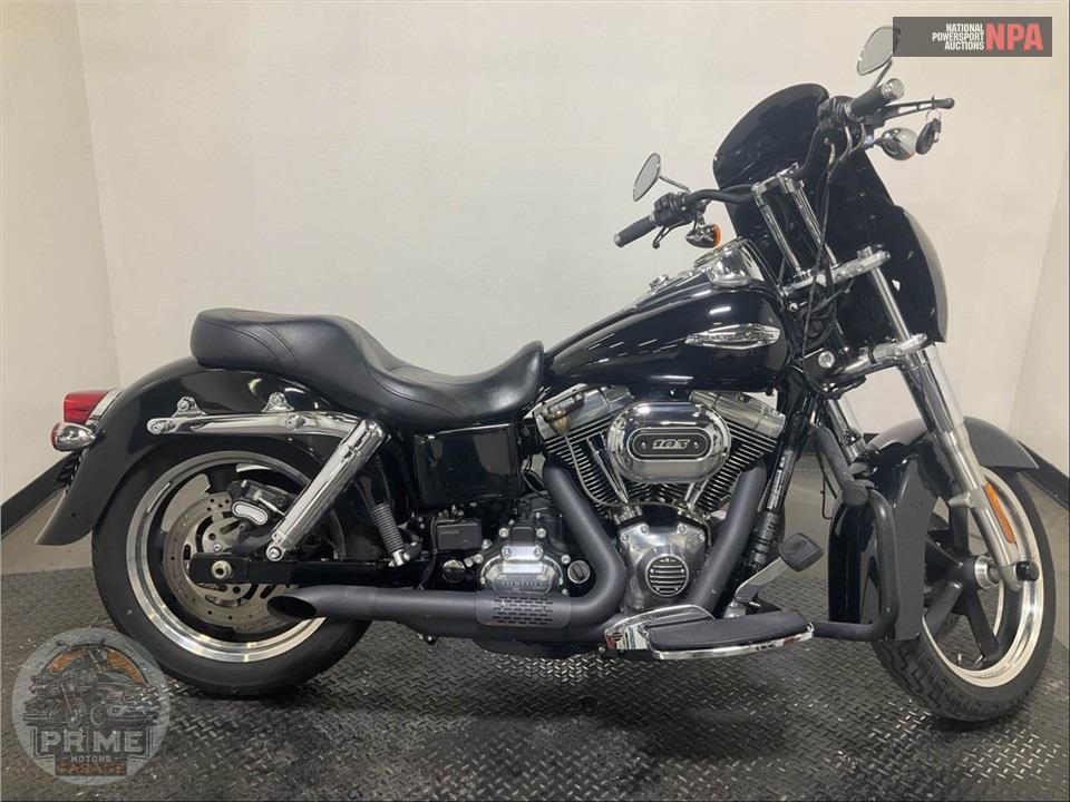 2016 Harley-Davidson FLD-103 DYNA SWITCHBACK — фото 1