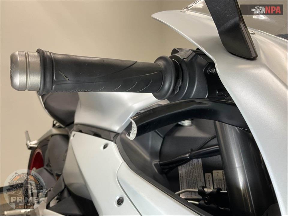 2017 Ducati 959 PANIGALE WHITE — фото 25