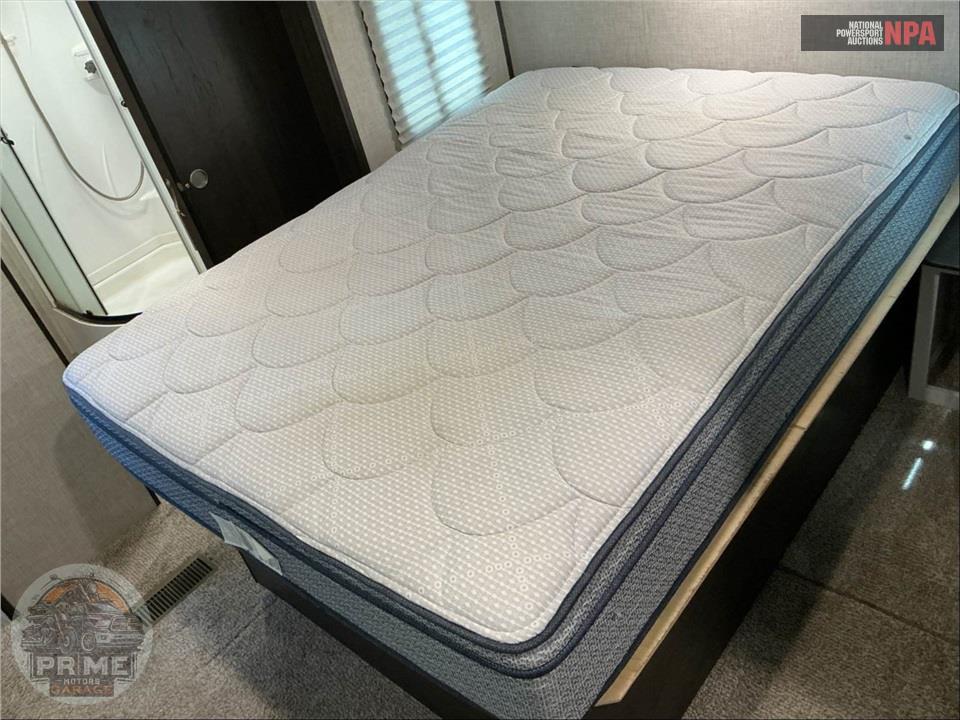 2020 Keystone Rv M-34 RIPR - BULLET PREMIER ULTRA SERIES — фото 12