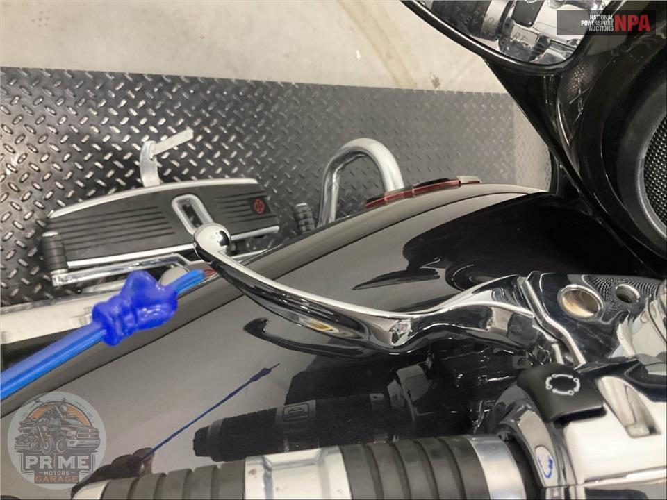 2020 Harley-Davidson FLHXSE CVO STREET GLIDE — фото 38