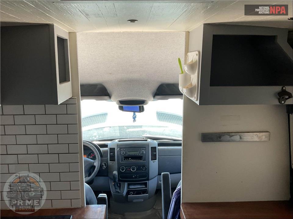 2011 Mercedes-Benz SPRINTER 2500 DIESEL — фото 8