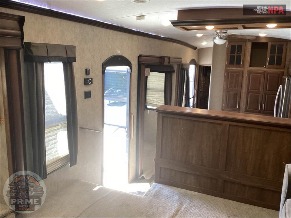 2016 Keystone Rv M-3711 FL - MONTANA FIFTH WHEEL SERIES — фото 9