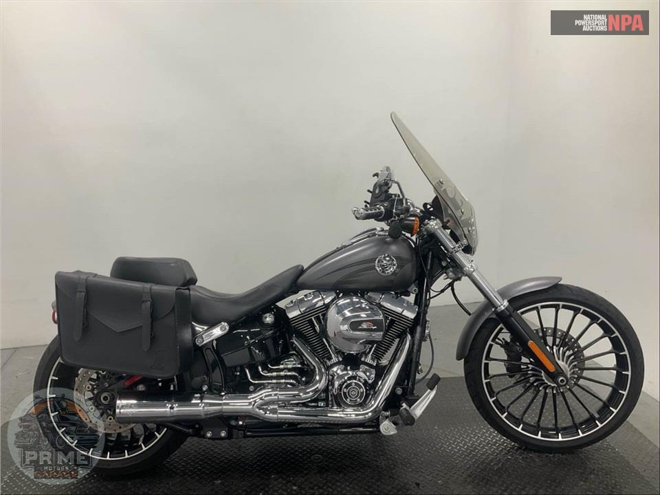 2017 Harley-Davidson FXSB BREAKOUT — фото 1