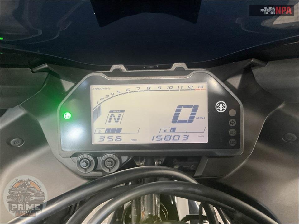 2022 Yamaha YZF-R3 — фото 5