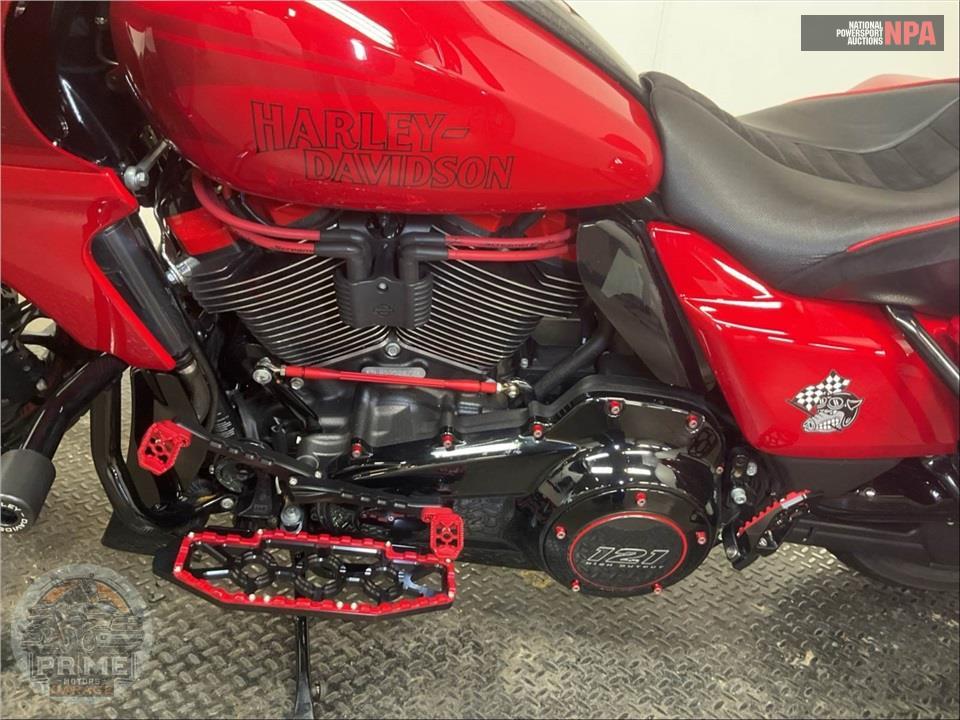 2025 Harley-Davidson FLTRXSTSE CVO ROAD GLIDE ST — фото 7