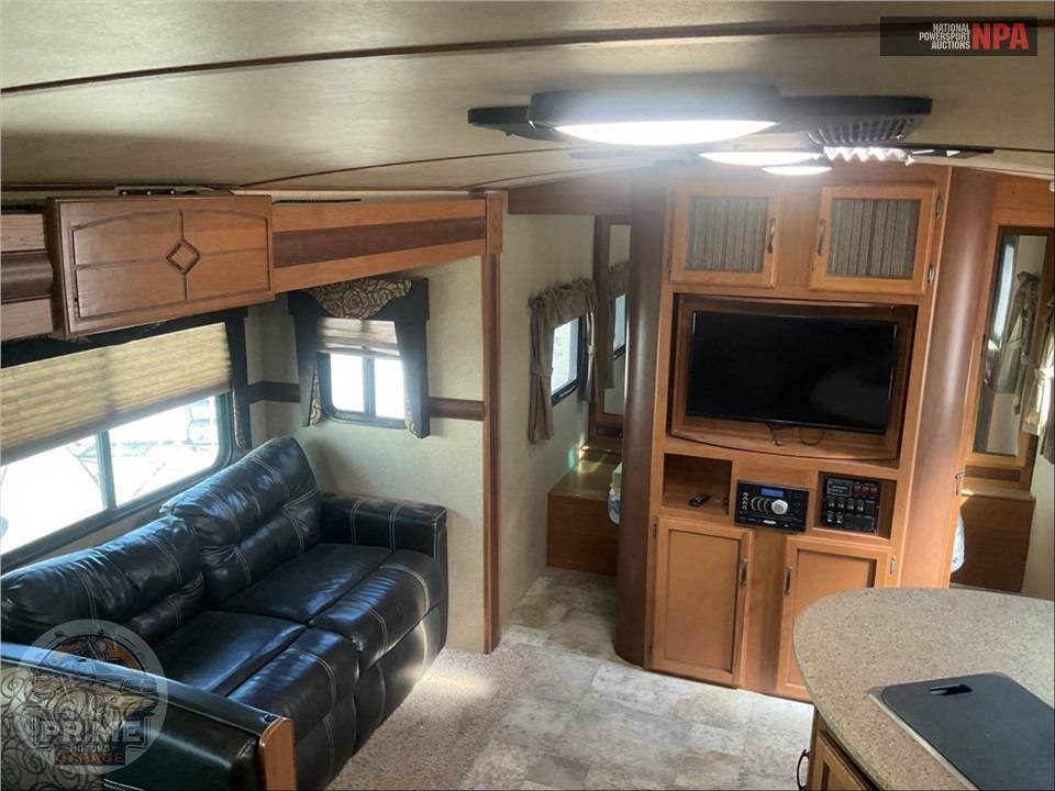 2017 Crossroads Rv M-250RB SUNSET TRAIL SUPER LITE SERIES — фото 8